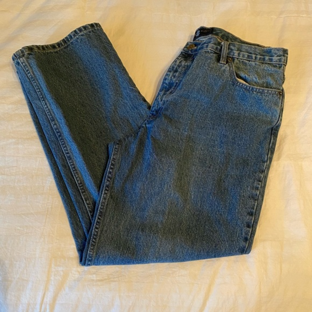 Izod Jeans Mens 38x30 Classic Fit Straight Leg Blue Medium Wash Denim Pants